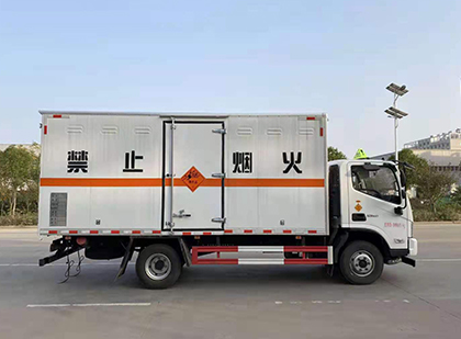 安居爆破器材运输车